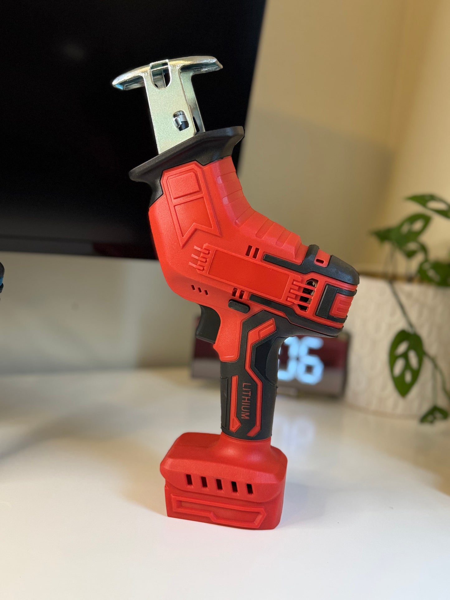Cordless Reciprocating Saw (Makita, Dewalt & Milwaukee Battery Compatible)