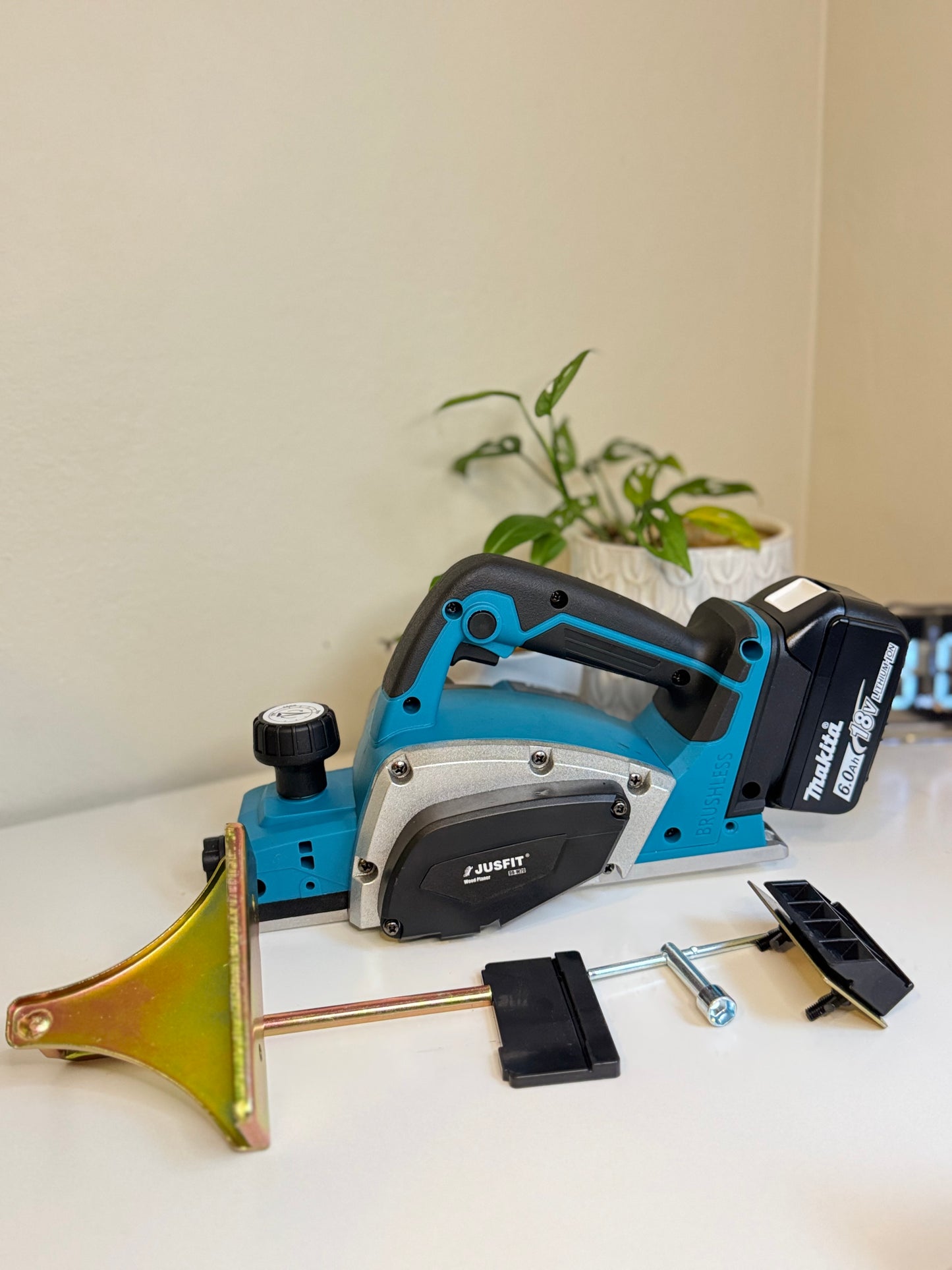 Cordless Planer