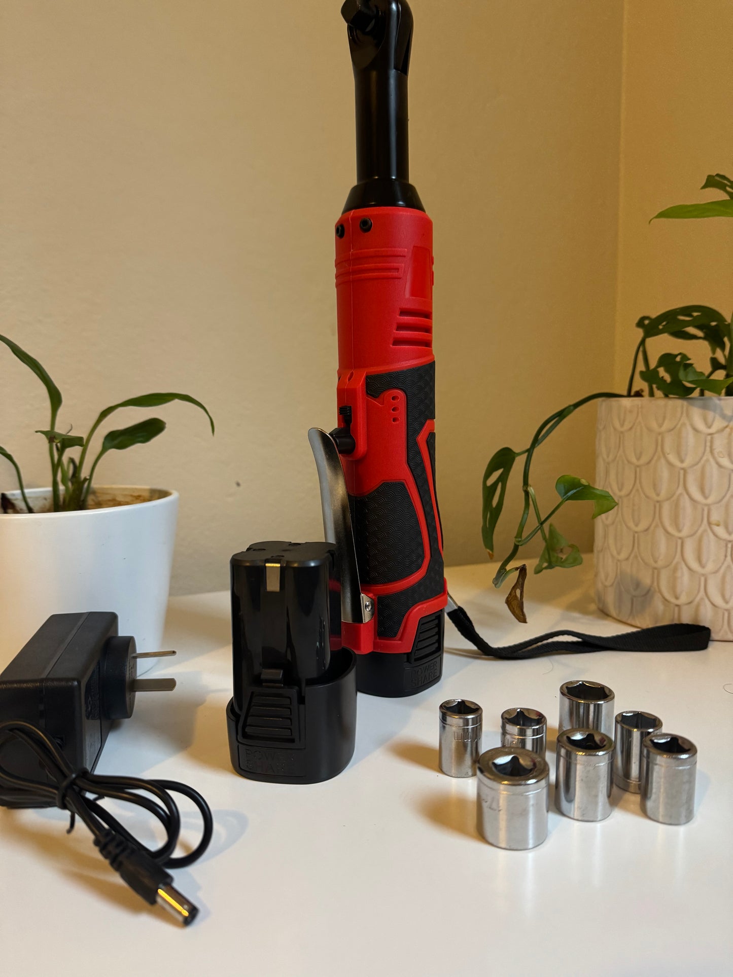 Brushless Ratchet Wrench (3/8 inch)