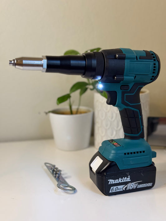 Cordless Rivet Gun